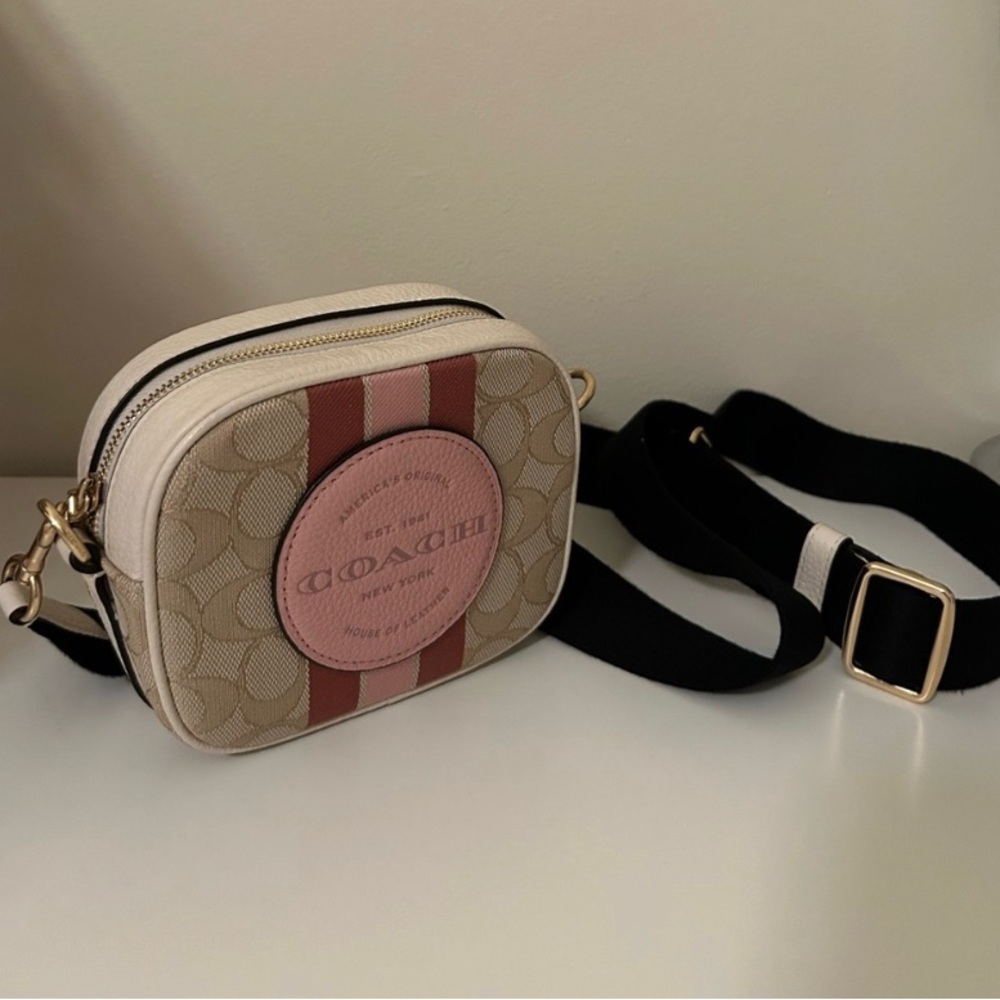 Coach Mini Dempsey Camera Bag Jacquard With Stripe And Coach Patch❤️ - Picture 3 of 4